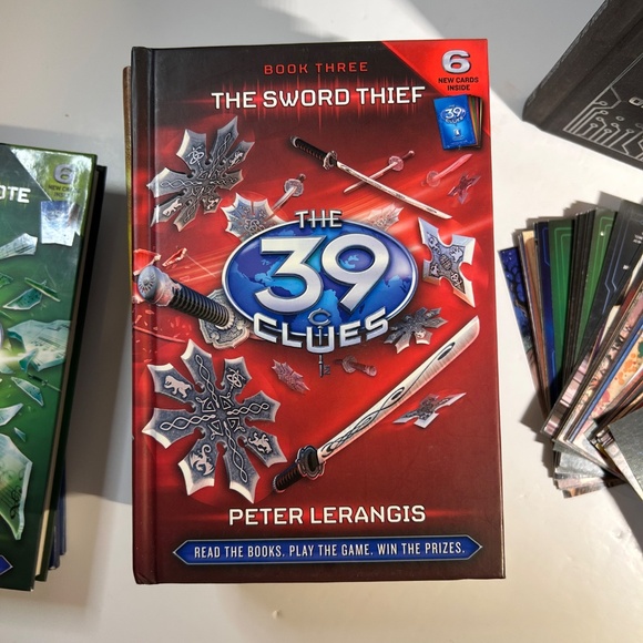 39 Clues Hardcover Books 1-8 plus bonus book and cards - Picture 8 of 16